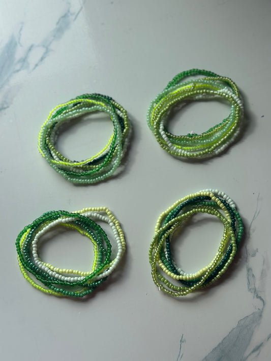 6 Dünne Irland Armbänder